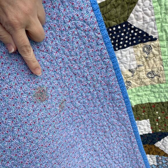 Boxy Stars Throw Quilt Floral Calico Geometric Squares 70" x 59" - Picture 9 of 13